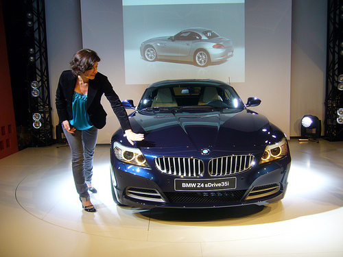 In 2009, BMW Z4 variant a Dynamic Drive Control, which offers the choice to 